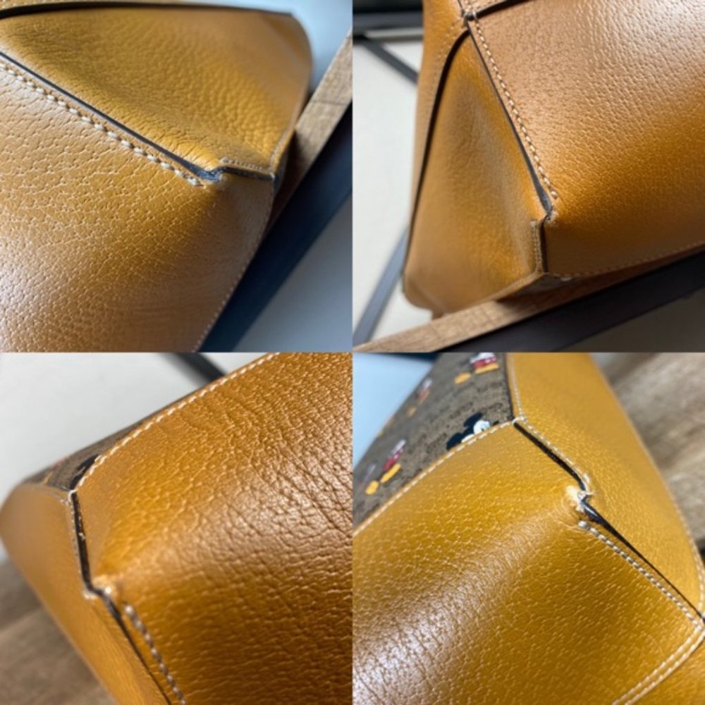 SOLD Gucci X Disney 2020 GG Supreme Large Tote - Picture 12 of 15